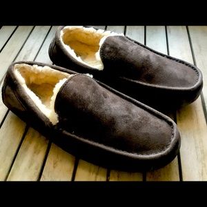 Size 13 Ugg Sherpa Slippers - very warm